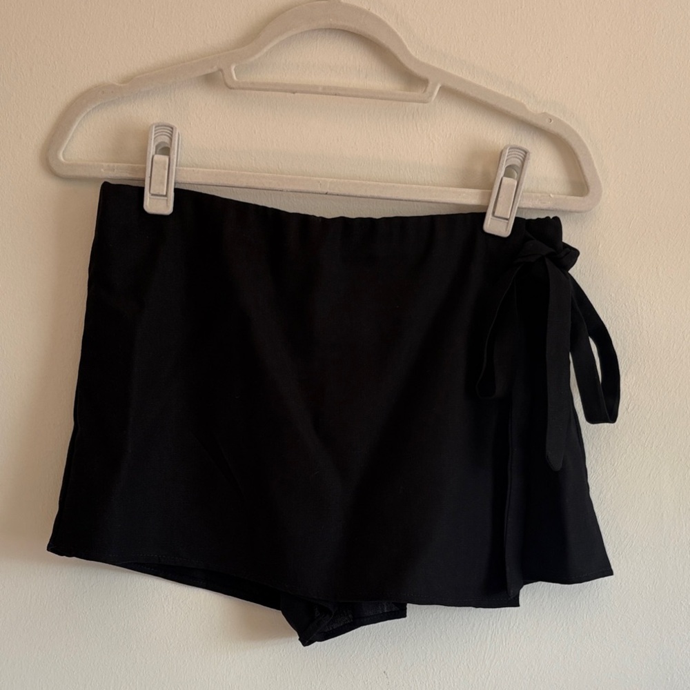 Elegant Black Women's Skorts with Side Tie